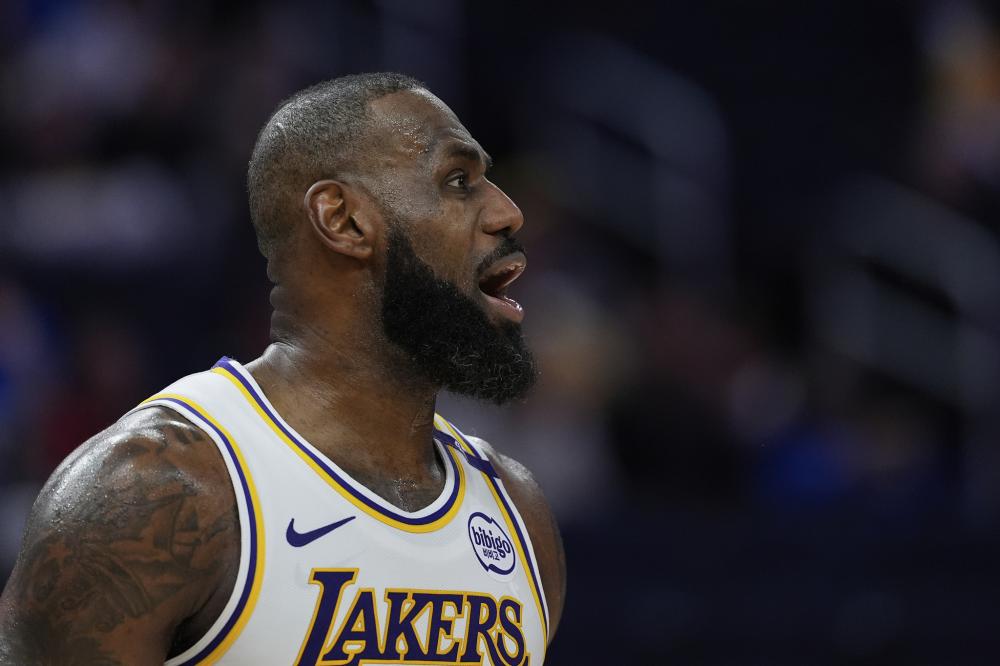 步行者提出 步行者提出