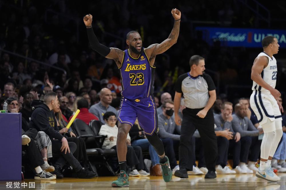 头球破门同 头球破门同